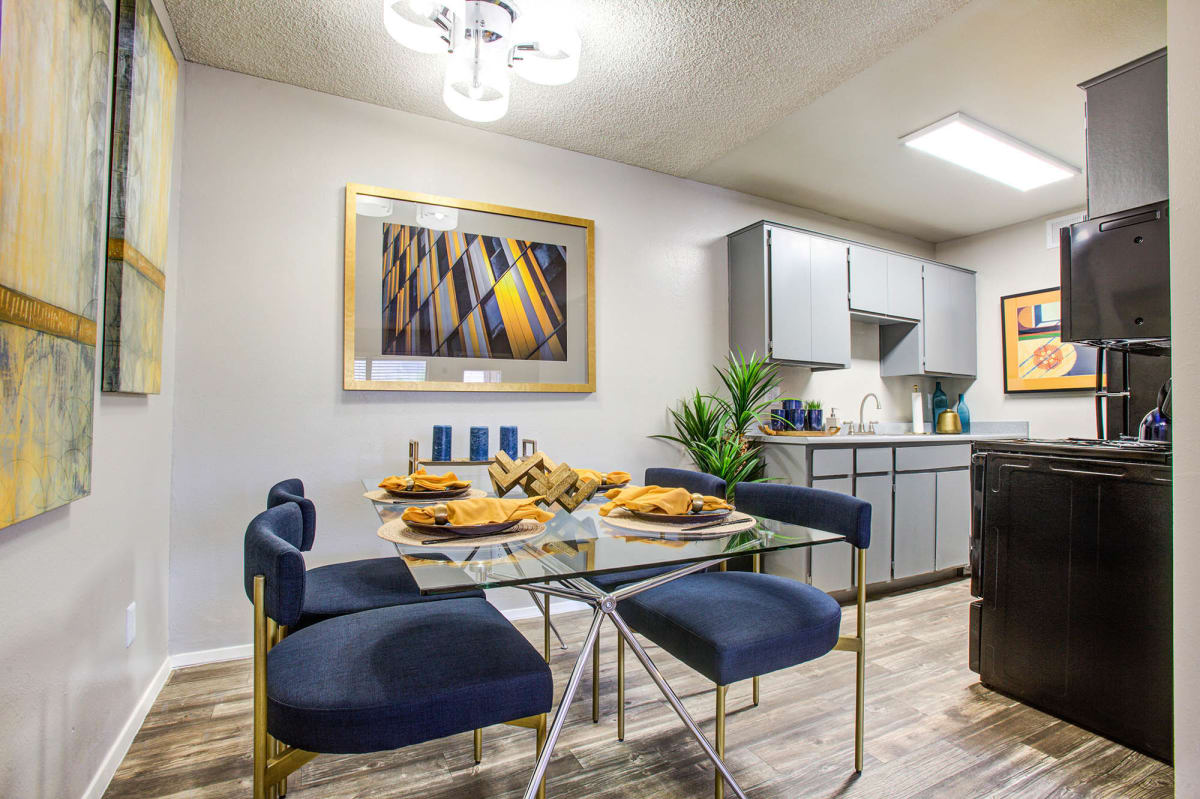 Apartments for Rent in Catalina Foothills, AZ Elevation Apartments